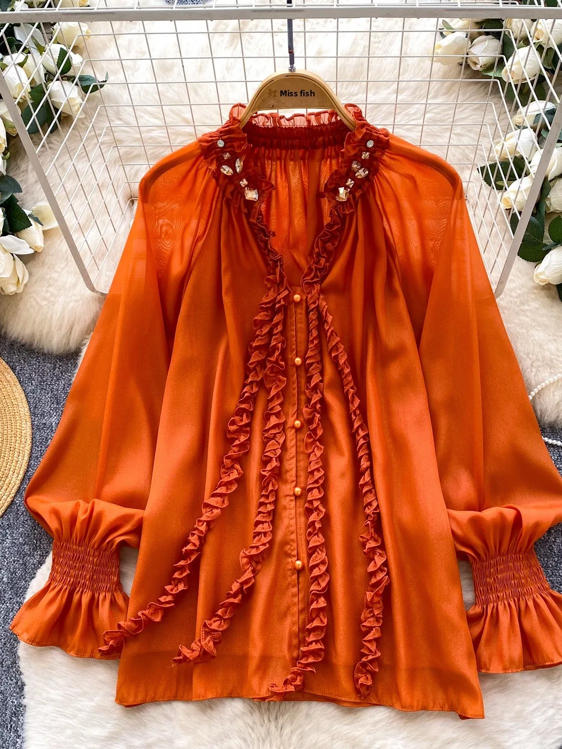 

Sweet Sle V-ne Pleated Bead Design Women's irt Earlet Sa Chiffon Commute Top Loose Fit Long Sve Breathable Skin-fr...