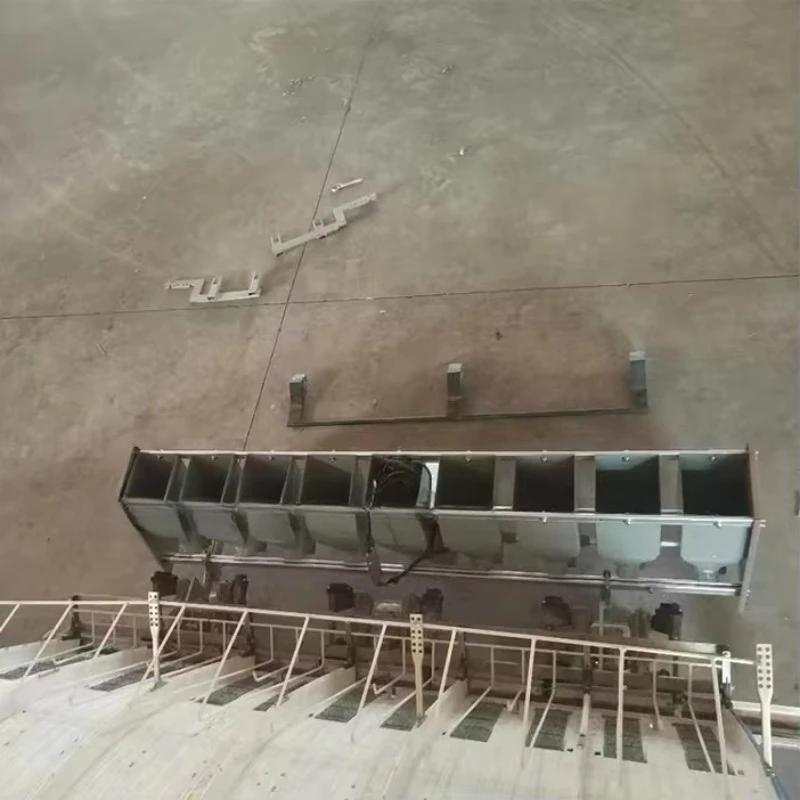 Rice sowing hole direct seeding machine, seedlingless rice planting machine
