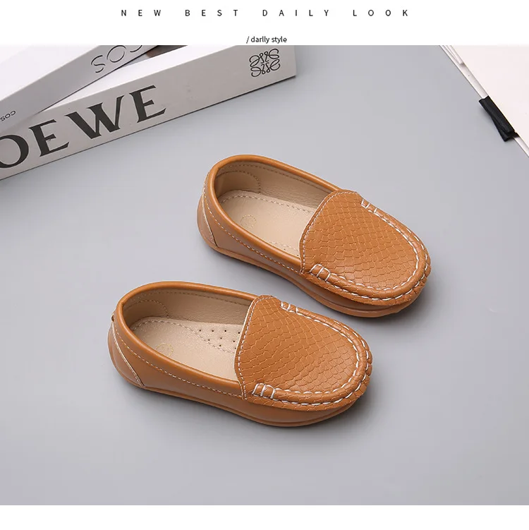 JGSHOWKITO 2026 Brandneue Jungen Casual Loafers Modische Klassische Weiche PU Slip-on Kinder Hochzeit Party Leder Flats Mokassins Trendy – Detail 19