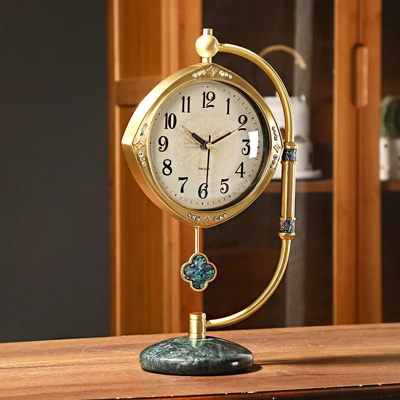 بندول نحاسي خفيف ساعة مكتب فاخرة لغرفة المعيشة سطح المكتب زخرفة زخرفية صامتة كوارتز عتيق #5