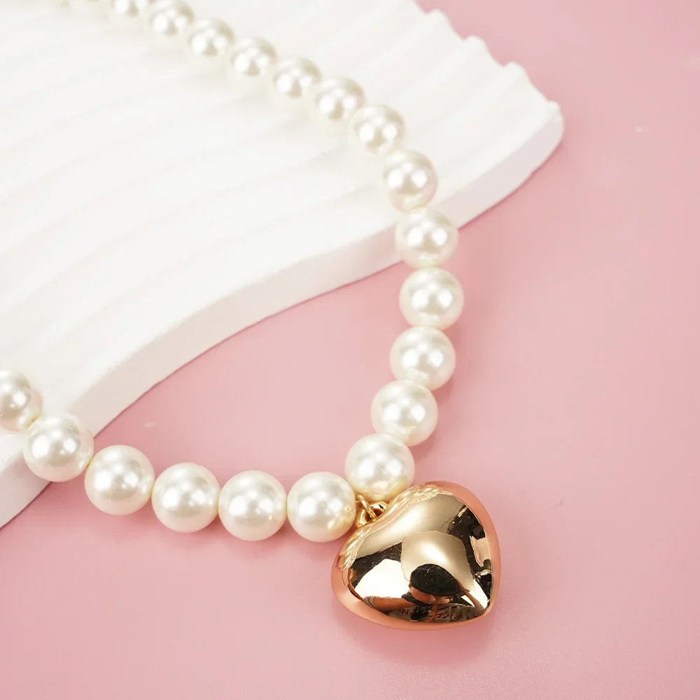 

Pearl Necklace Love Pendant Birthday Fashion Girl Exquisite Round Wedding Exquisite Jewelry Women Simple Bridesmaid Gift Romance