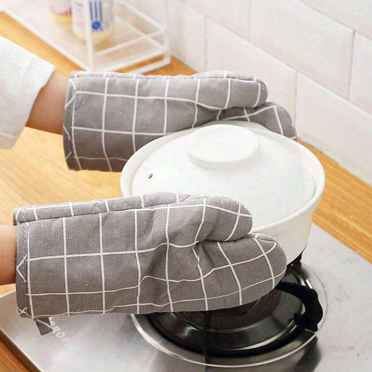 1/2pcs Kitchen Baking Gloves Microwave Oven Gloves High Temperature Resistant And Insulated Gloves Oven Gloves HeatResistant Glo