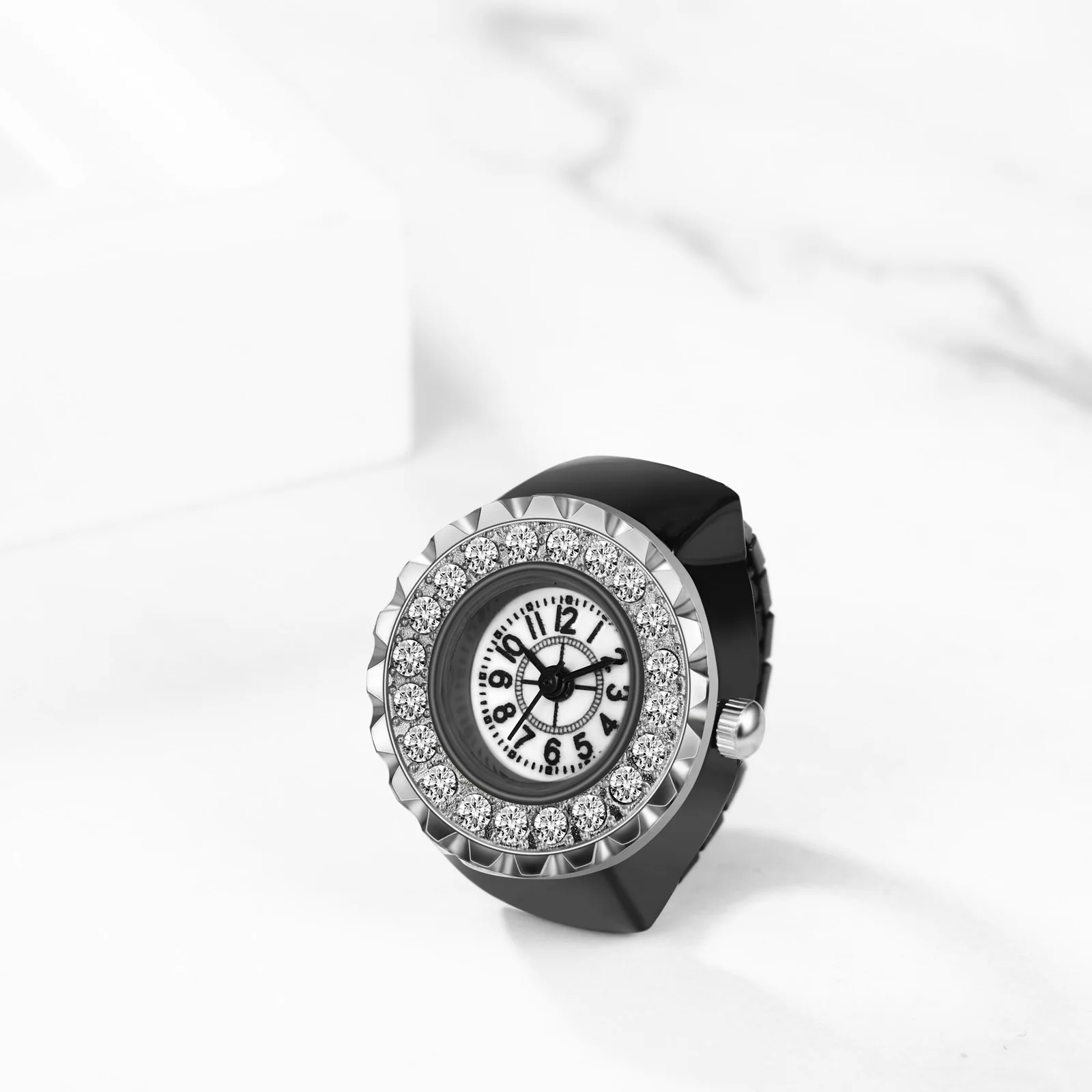 Lancardo-男性と女性のための高級ユニセックスフィンガーリング,クォーツ,アナログ,クリエイティブ,ステンレス鋼,弾性バンド,カップルへのギフト