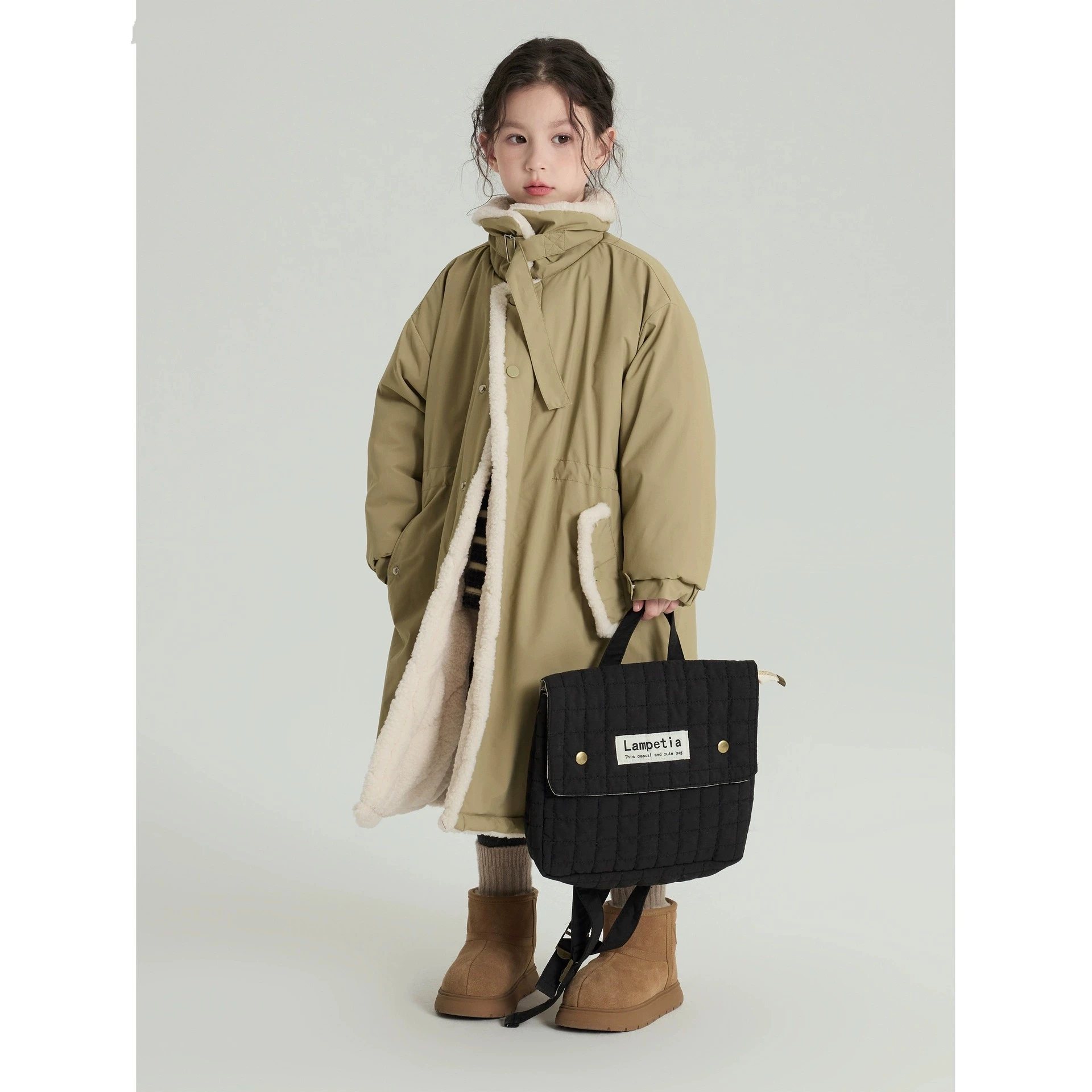 

Новинка 2023 года, плюшевое пальто для девочек, расширенная теплая и ветрозащитная детская куртка, зимняя детская одежда, плотная хлопковая куртка RM90