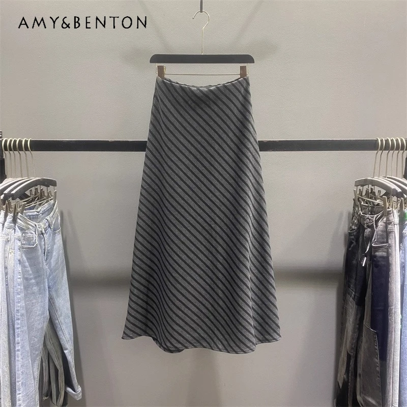 

Vintage Design Diagonal Striped Women's Skirt 2025 Autumn Winter New Fleece Lined Thickened High Waist A-line Long Skirts Ladies