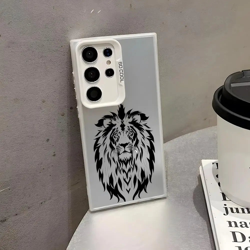 Custodia per telefono con disegno a mano leone per Samsung Galaxy S25 S24 S23 S22 S21 Ultra Plus Custodia rigida laser nera bianca viola