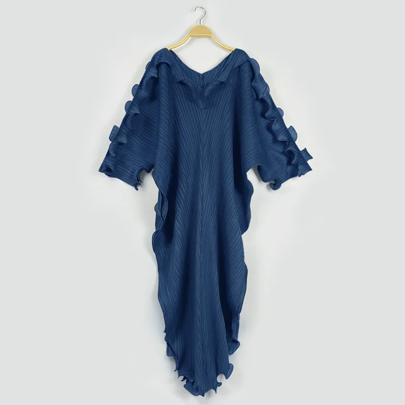 

2022 spring new style ruffled long-sleeved pleated dress Europe the Middle East solid color loose bottoming skirt for women