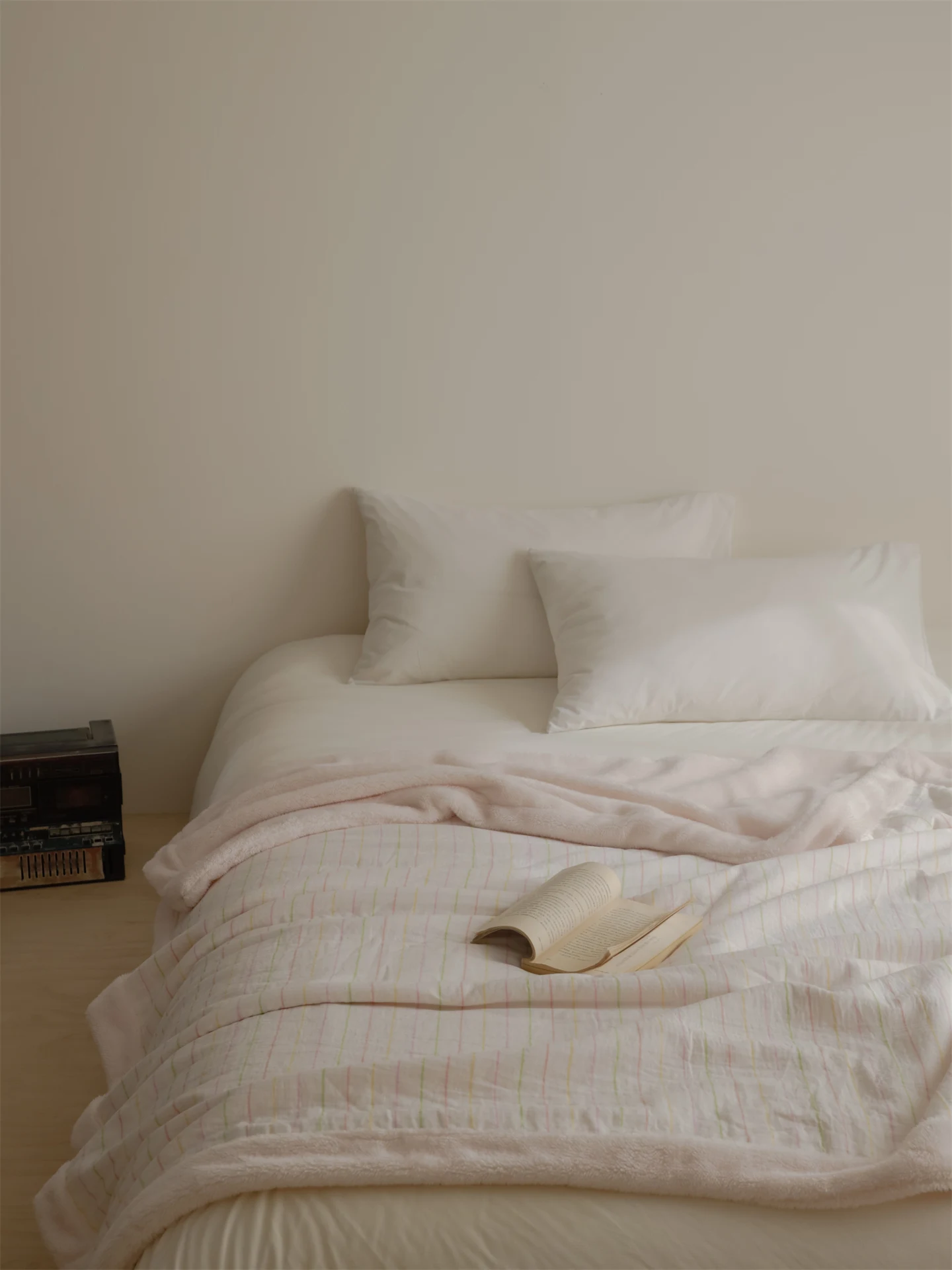 

Двухслойное одеяло из флиса Freins Sle для девочек, с сердечками, простое, теплое, мягкое, в полоску, универсальное, для любого сезона