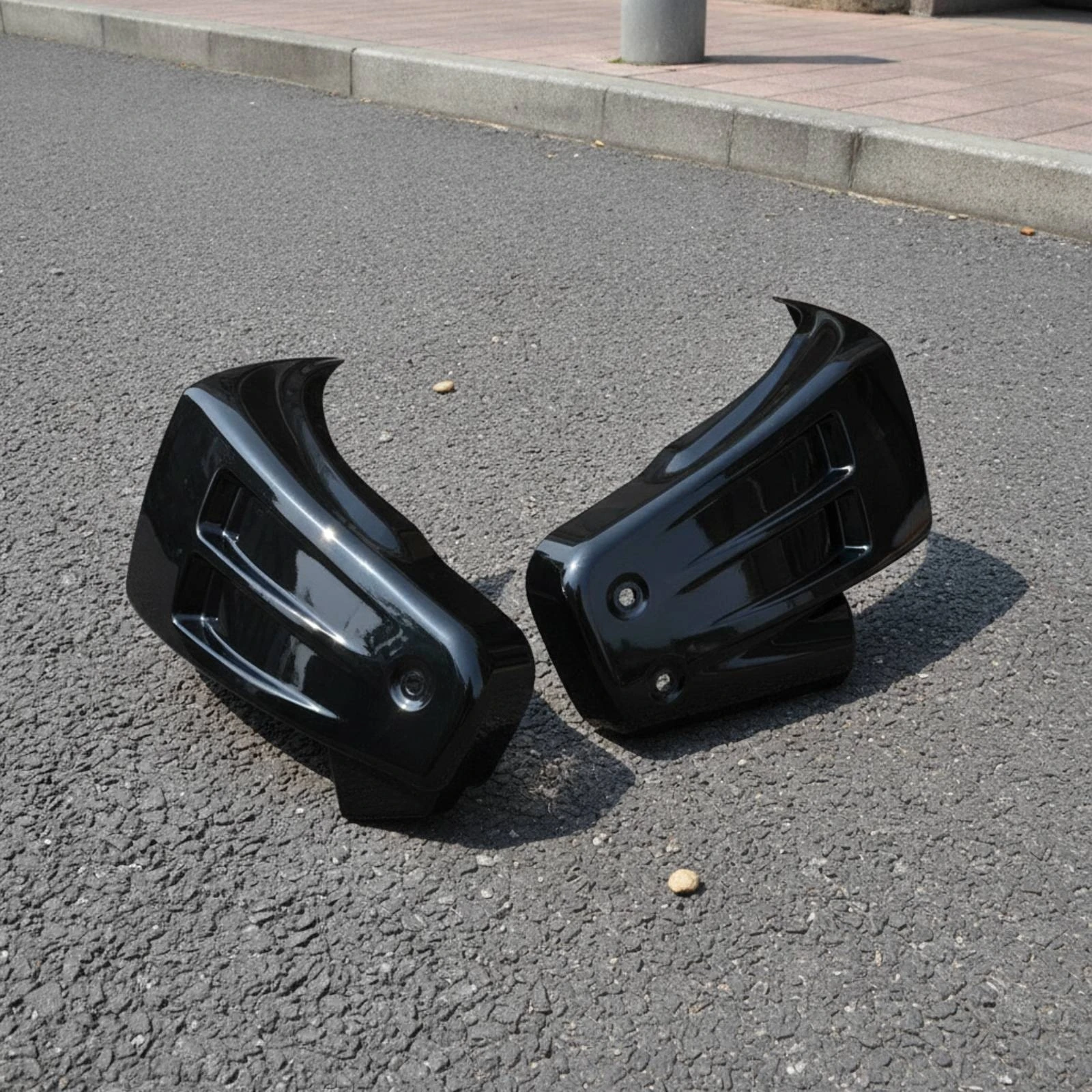 Motorcycle Battery Side Covers Shielding Motorcycle Battery Covers Side Panel Cover Bolt-on Oil Tank Cover Direct Replacement