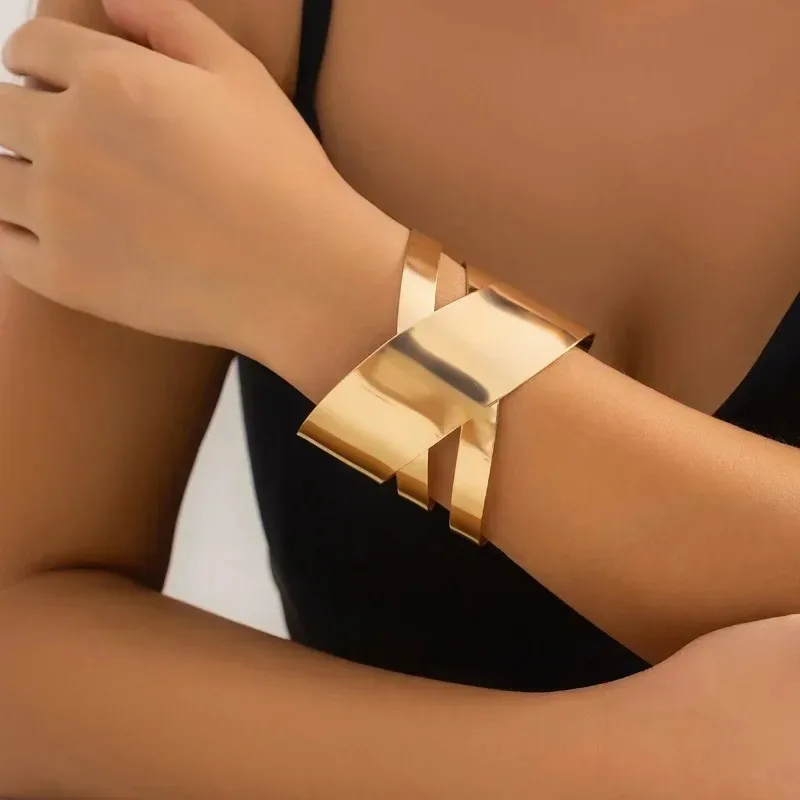 Fashion Charm Punk Geometric Multi-Layer Wide Bracelet Women\'s Trend Exaggerated Open Bangle Hip Hop Party Jewellery Accessories