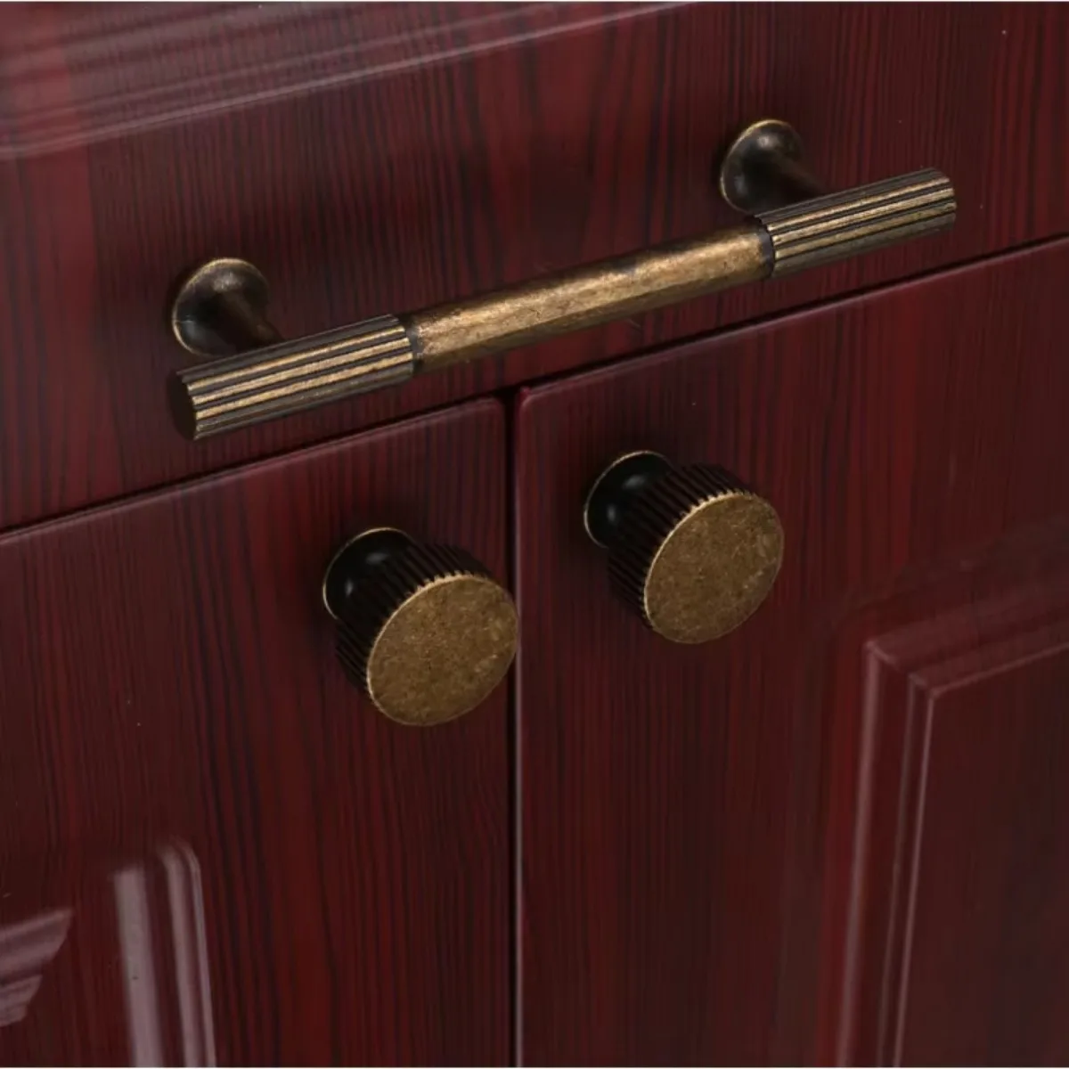 Nordic Vintage Handles for Cabinets and Drawers Bronze Knobs and Handles for Drawers Home Useful Accessories Cabinet Pulls