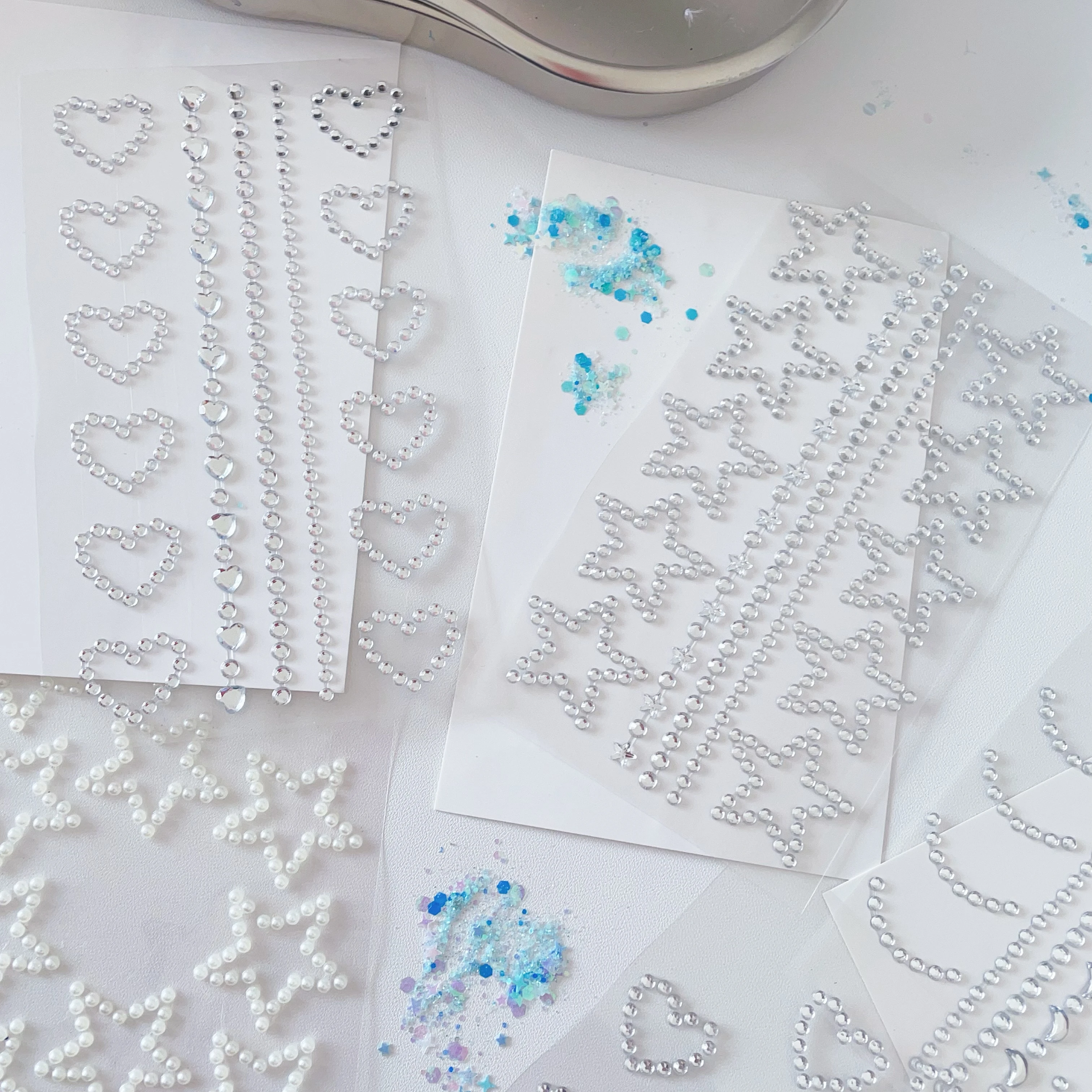 3 Sheets of Silver Diamond Stickers, Rhinestone 3D Decoration Stickers, Suitable for Handmade Decorations, Heart and Star Face Stickers, Makeup