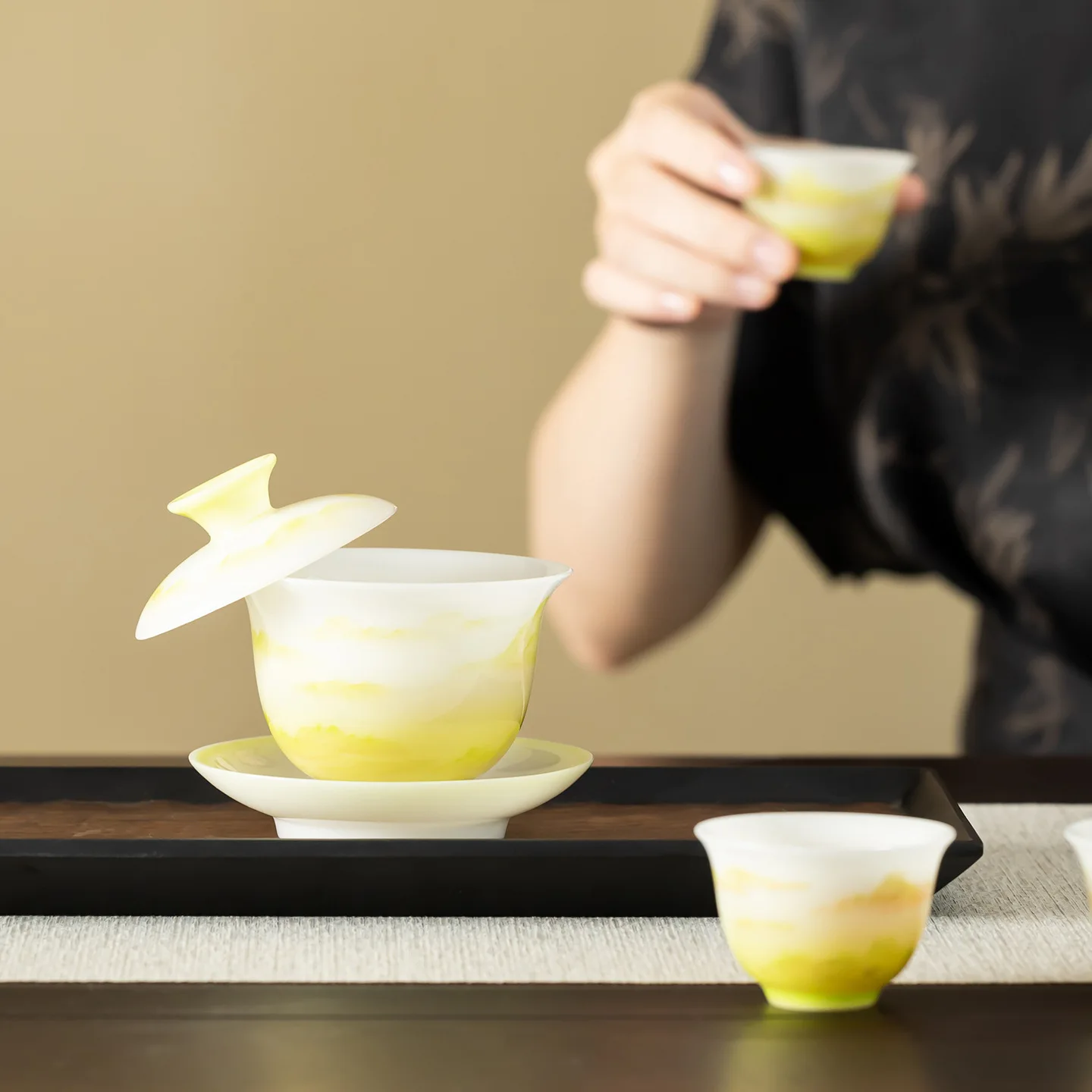 Unprocessed Jade Green Mountain Lidded Bowl Tea Set Hover Gaiwan Advanced Sense Niche Ware