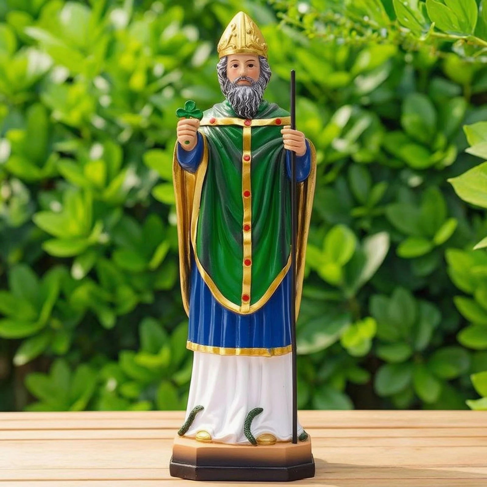 Crowned Figure Figurine Traditional Resin Statue with Gold Crown Sculpture Slim Desktop for Collectors, Shelf, Desk