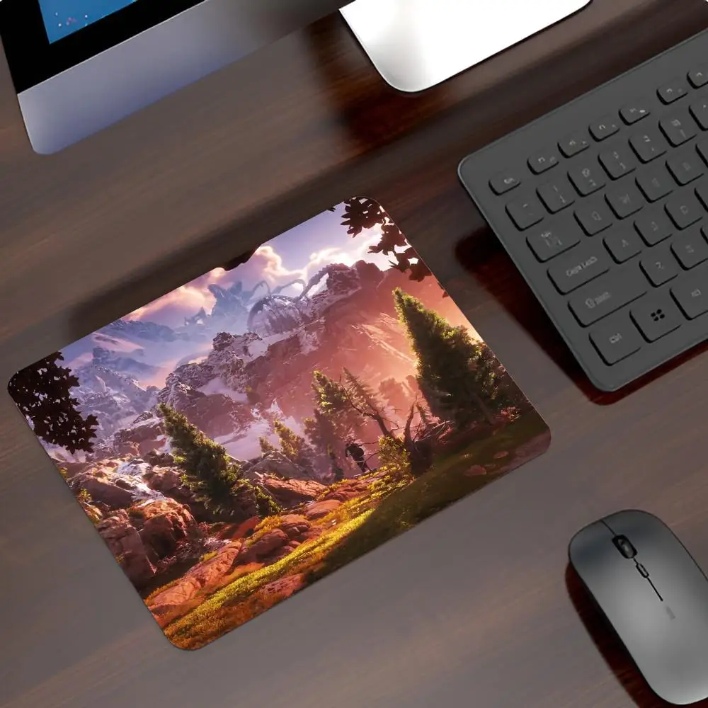 Horizon Zero Dawn Mouse Pad Game Laptops Small Wrist Protector Supplies Desk Accessories Luxury Notebook Accessories