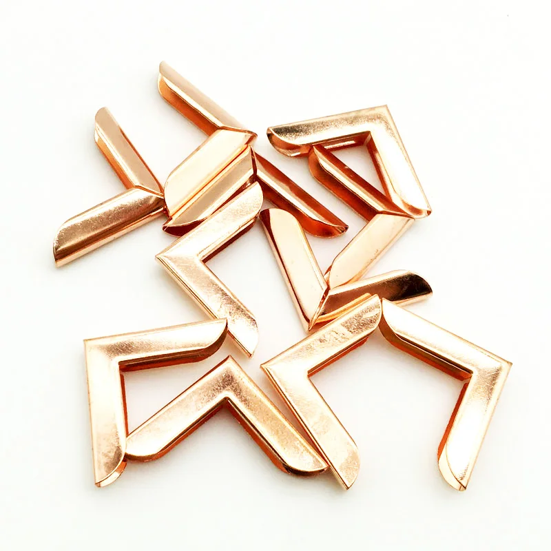 30PCS/Lot 26x26x5mm Rose Gold Metal Book Corners For Photo Albums Menus Folders DIY Scrapbooking Decor Corner Protectors QTG092