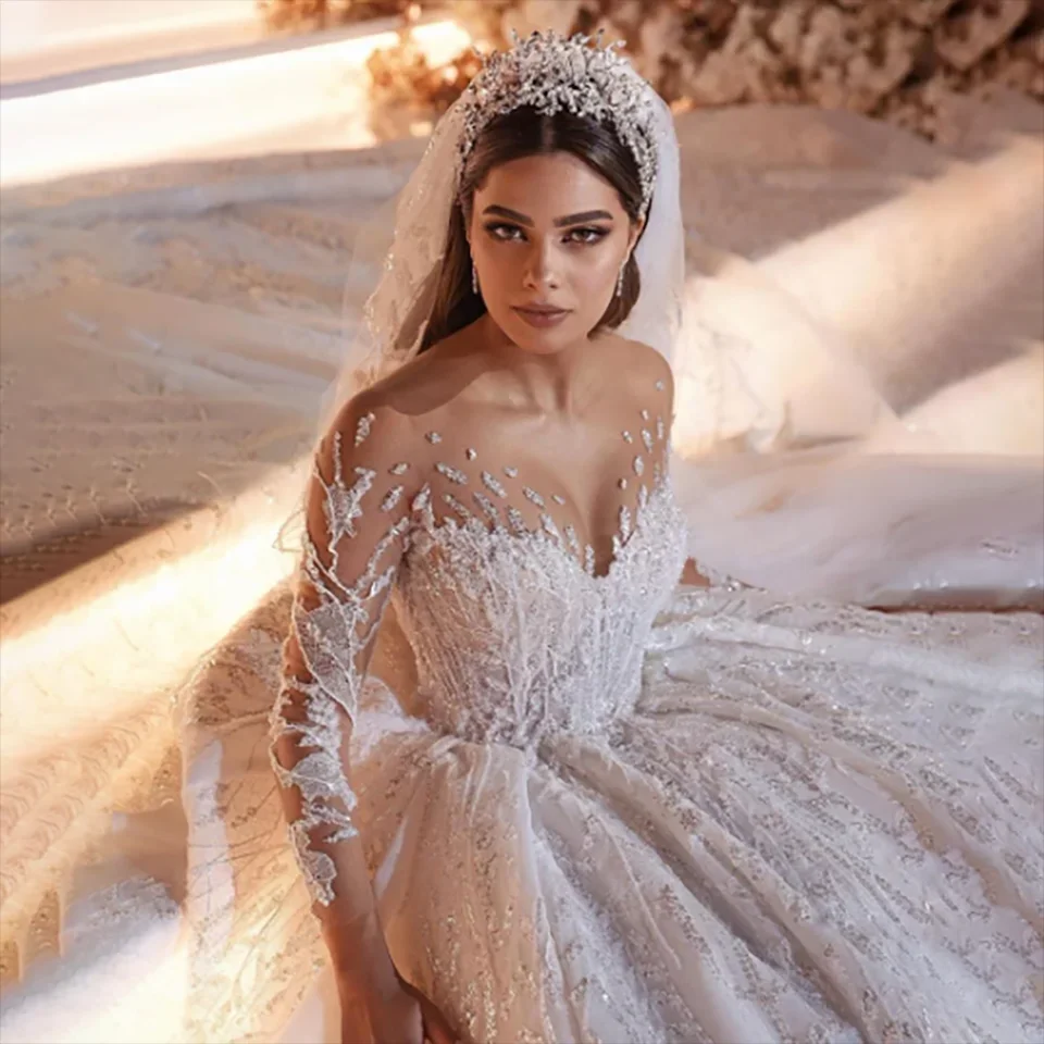 ที่กําหนดเองหรูหราประกายลูกปัดชุดแต่งงาน Ruffled Edges Palace รถไฟ A-Line เจ้าหญิงชุดเจ้าสาวการปรับแต่ง