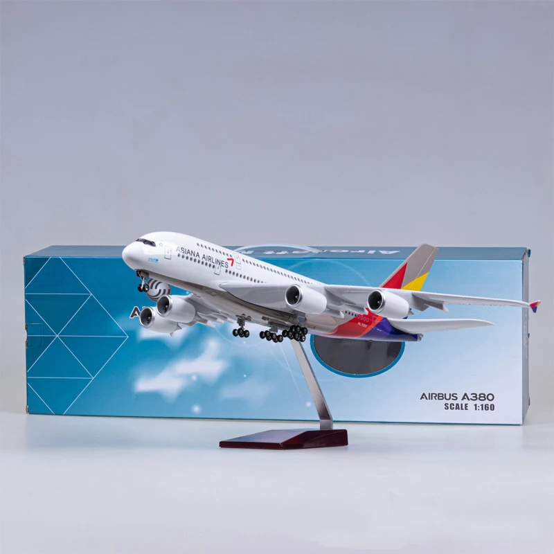 

Asiana Airlines Airbus A380 Simulation Civil Aviation Aircraft Model With Wheel And Light Gift Collection Memorial