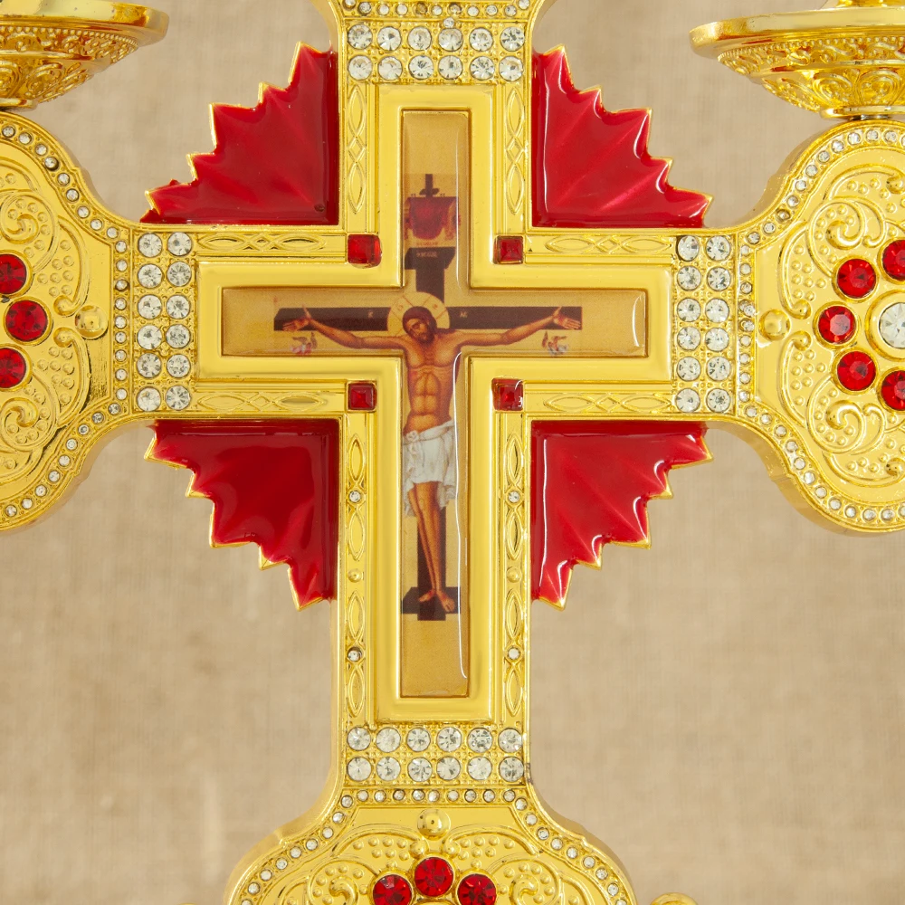 HTISOK Orthodoxer Kreuz-Kerzenhalter, Jesus-Kruzifix mit roter Emaille, vergoldeter Kreuz-Kerzenhalter für Kirchenandacht und Familiengebet – Detail 7
