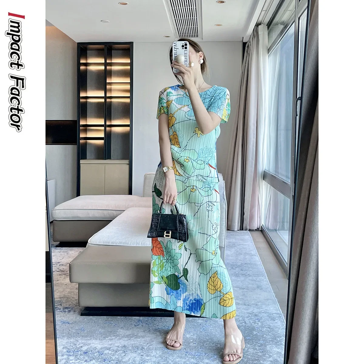 

Miyake Pleated 2024 Spring/Summer New High Grade Gentle Temperament Printed Fashion Set Women's Short Sleeve Top Two Piece Set