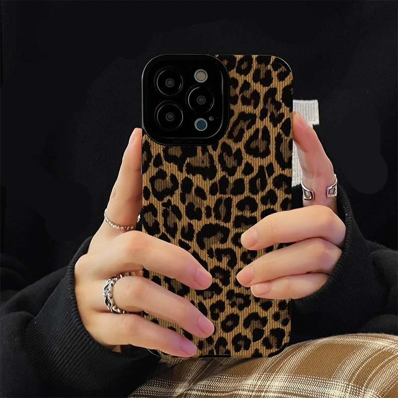 INS Brown Leopard Print Phone Case For iPhone 15 12 13 14 11 Pro Max MiNi 7 8 Plus X XS XR SE Soft Shockproof Bumper Cover Funda