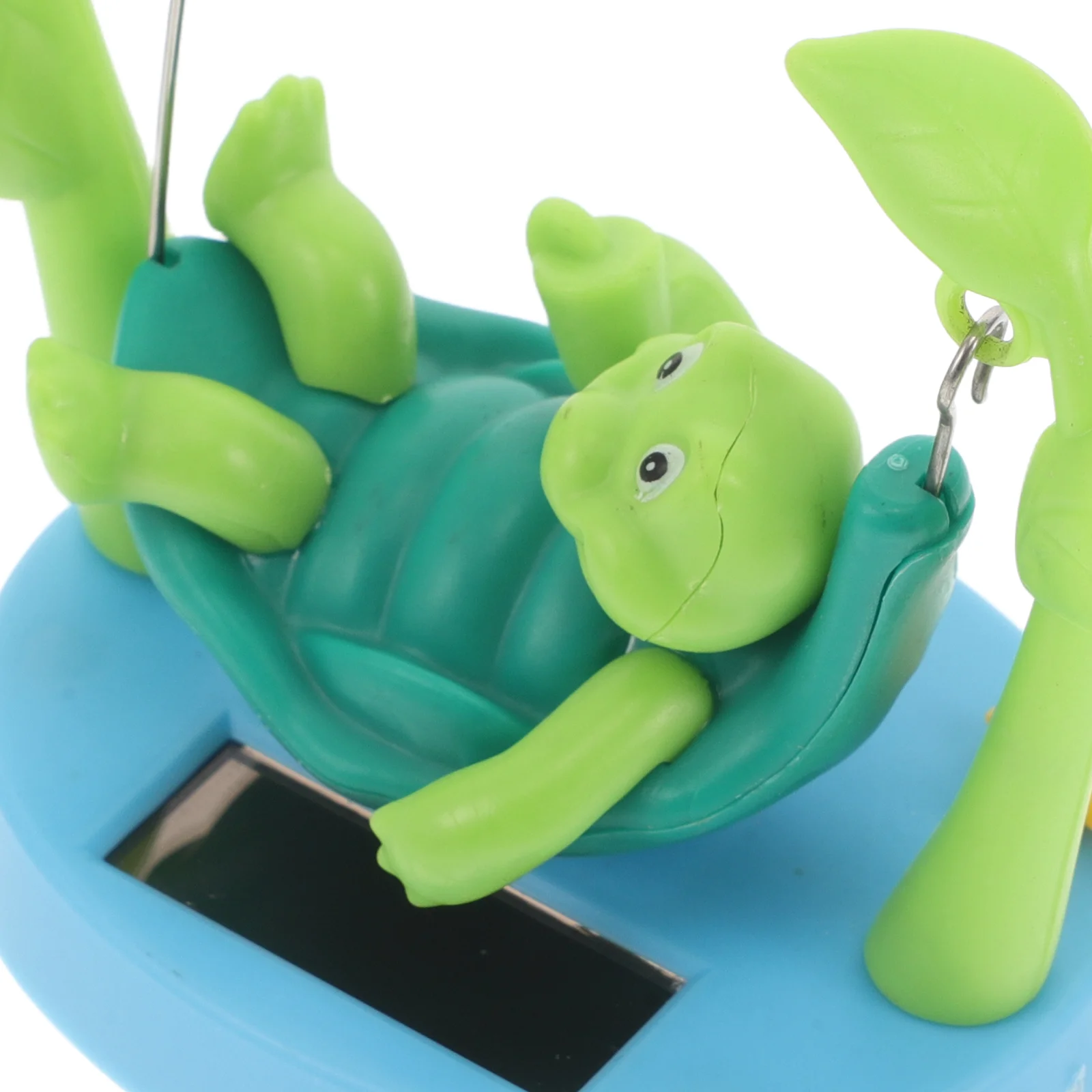 Solar Powered Swinging Turtle Dashboard nament 1 pcs Cute Cartoon Animal Shaking Dancer Dynamic Toy Unique Appearance Easy