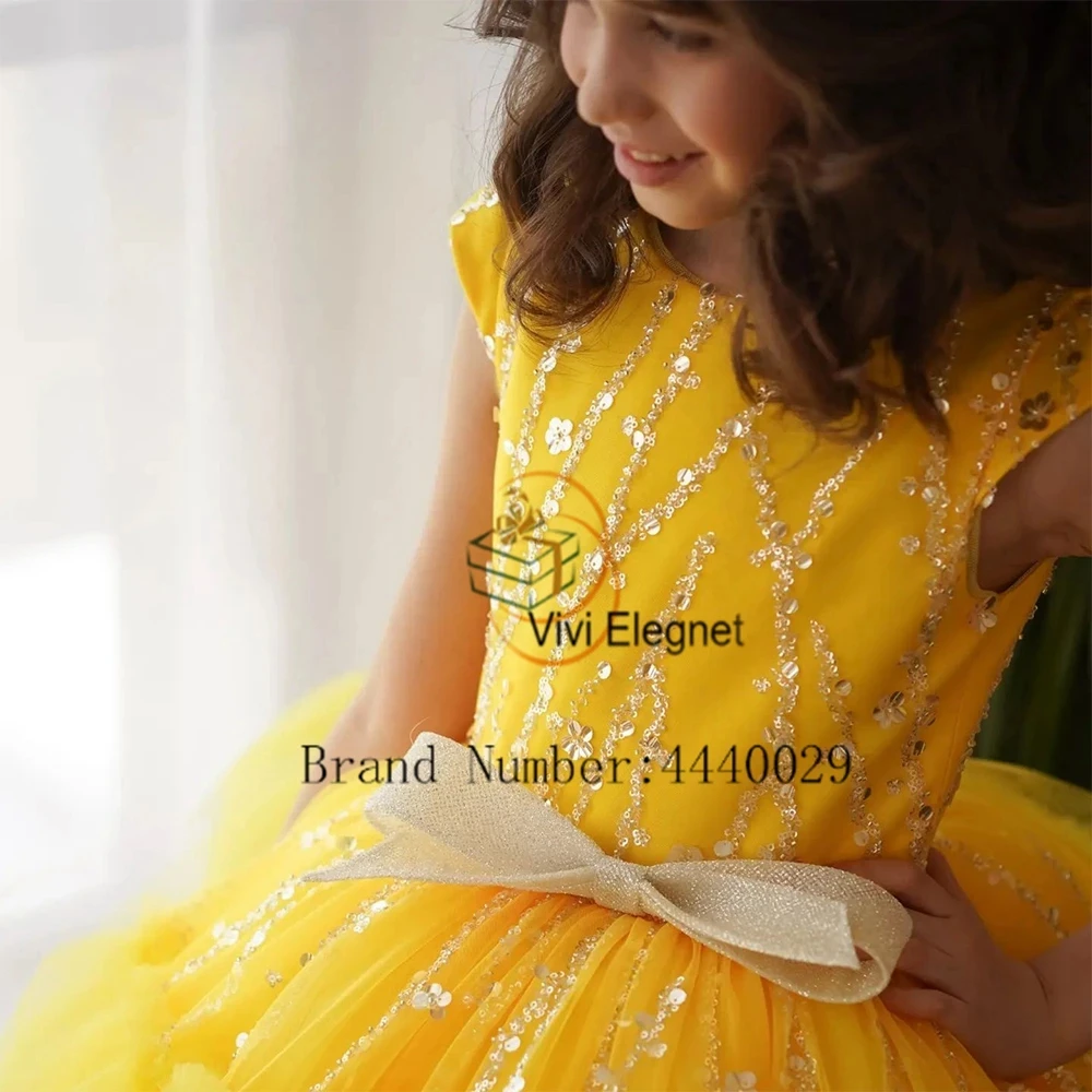 Customized Yellow Flower Girls Dresses for Kids Sleeveless Wedding Party Dresses with Sequined Bow New Knee Length Robe De