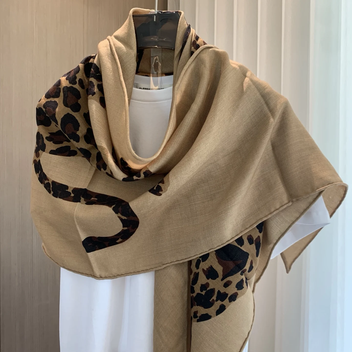 money-leopard-silk-woolen-scarf-women's-autumn-winter-versatile-warmth-neck-warmer-shawl-two-in-one-silk-woolen-scarf
