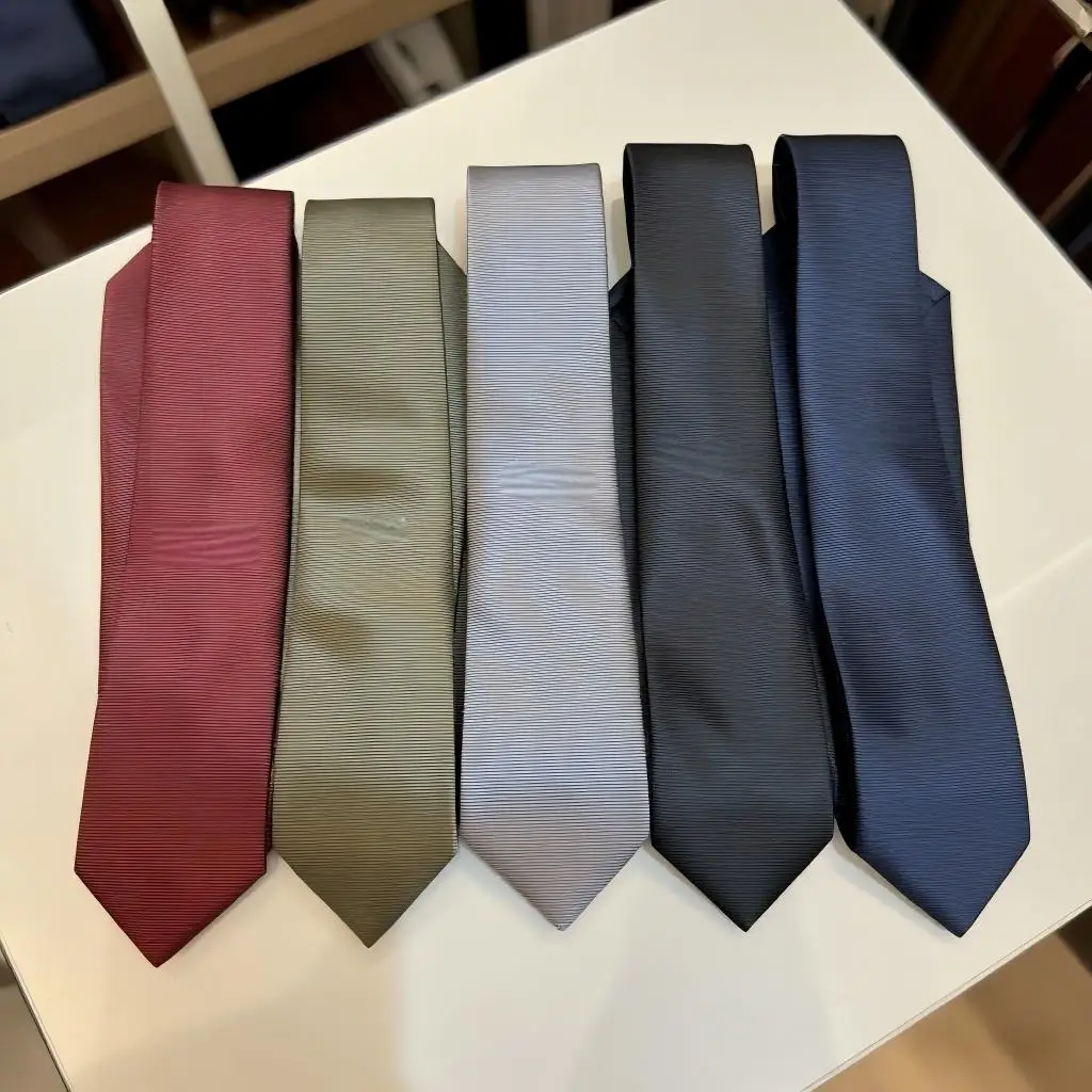 luxury-solid-color-men's-tie-high-quality-versatile-busines-bow-tie-wedding-groom's-tie-the-holiday-gift-for-dad-or-boyfriend