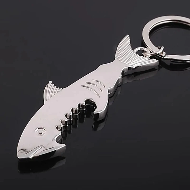 LLavero de tiburón de Metal, abridor de botellas, abridor de botellas de cerveza y pescado, dijes para llaves de bolso, accesorios para llaves de coche, llavero de regalo
