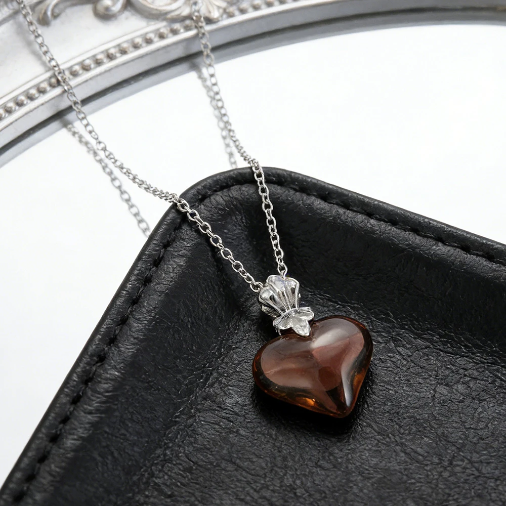 Anime Fate Stay Night Tohsaka Rin Red Heart Pendant Necklace Women's Choker Cosplay Jewelry Gift for Party Accessories