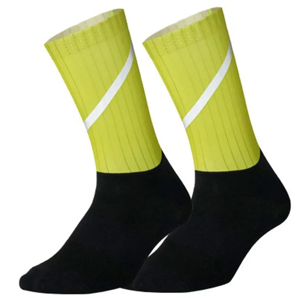 1 Pair Reflective Cycling Socks Sweat-absorbent Breathable Sports Socks Deodorant Wear Resistant Bicycle Sock Running