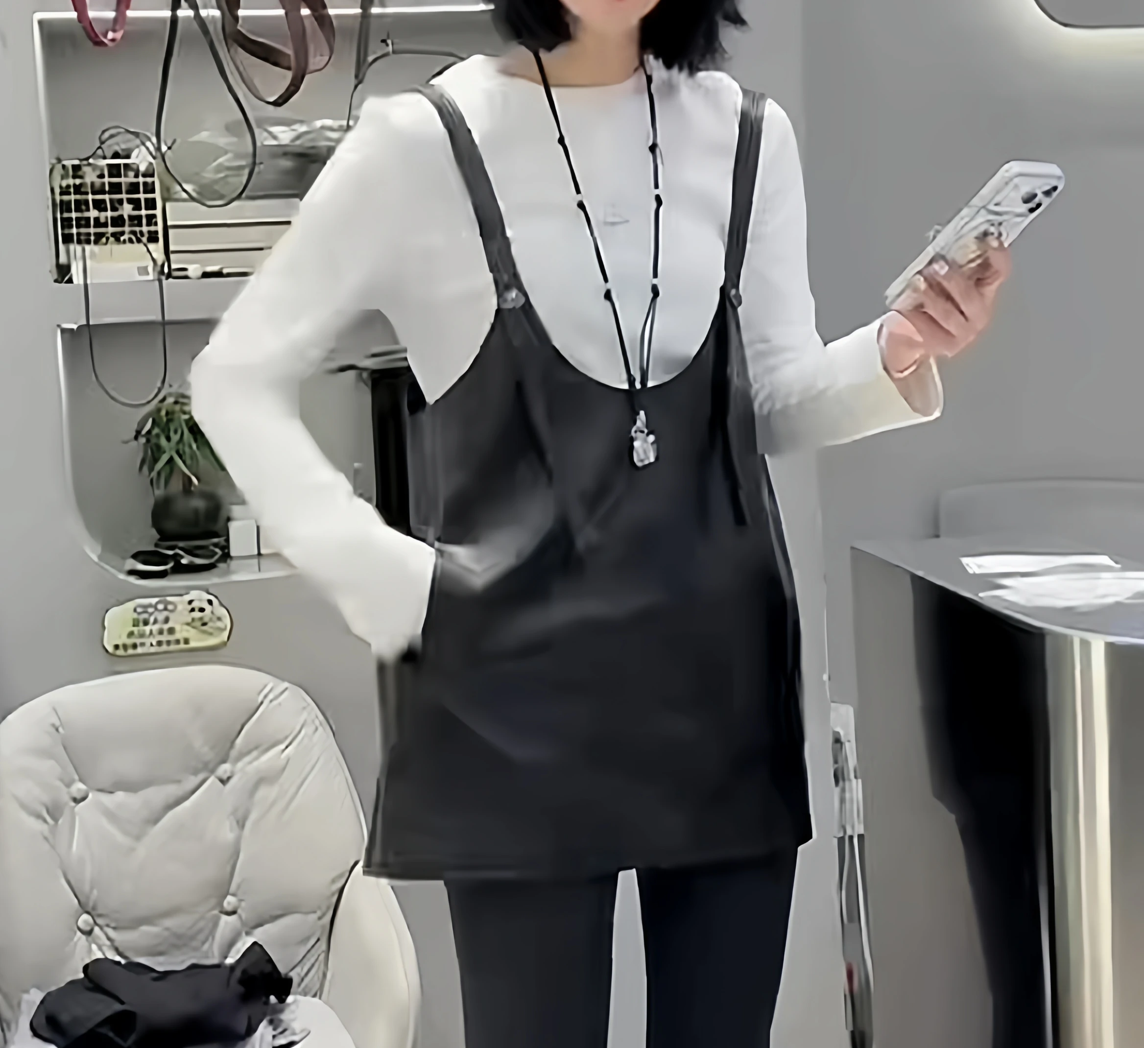 กระโปรงหนังแท้ทรงหลวม สไตล์สลิมมิ่ง สำหรับผู้หญิง คอลเลคชั่นฤดูใบไม้ผลิ 2026 แฟชั่นล่าสุดต้นฤดูใบไม้ผลิ