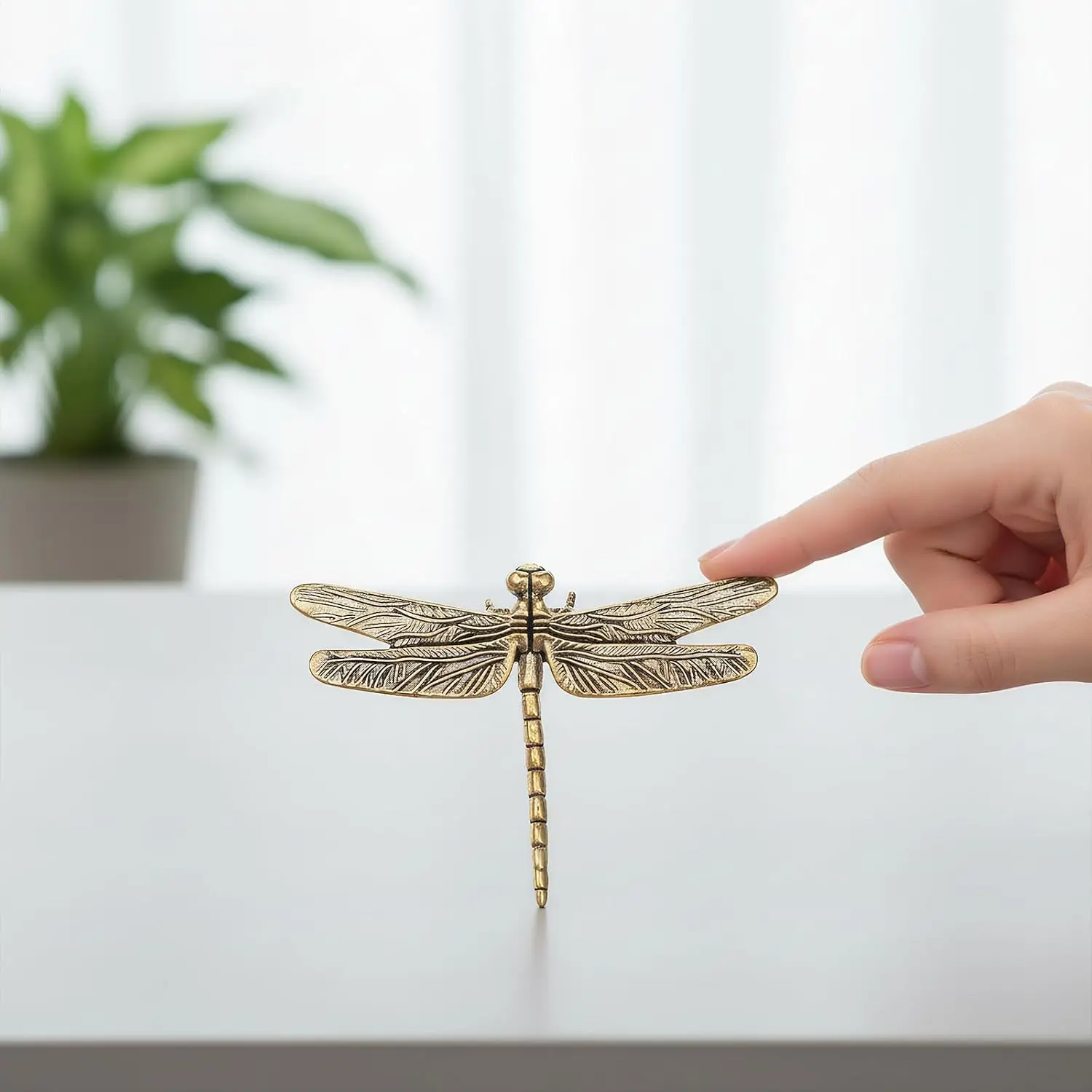 2pcs Dragonfly Metal Figurines Dragonfly Brass Metal Statue Ornament Mini Insect Figurine Home Office Table Garden Desktop Decor
