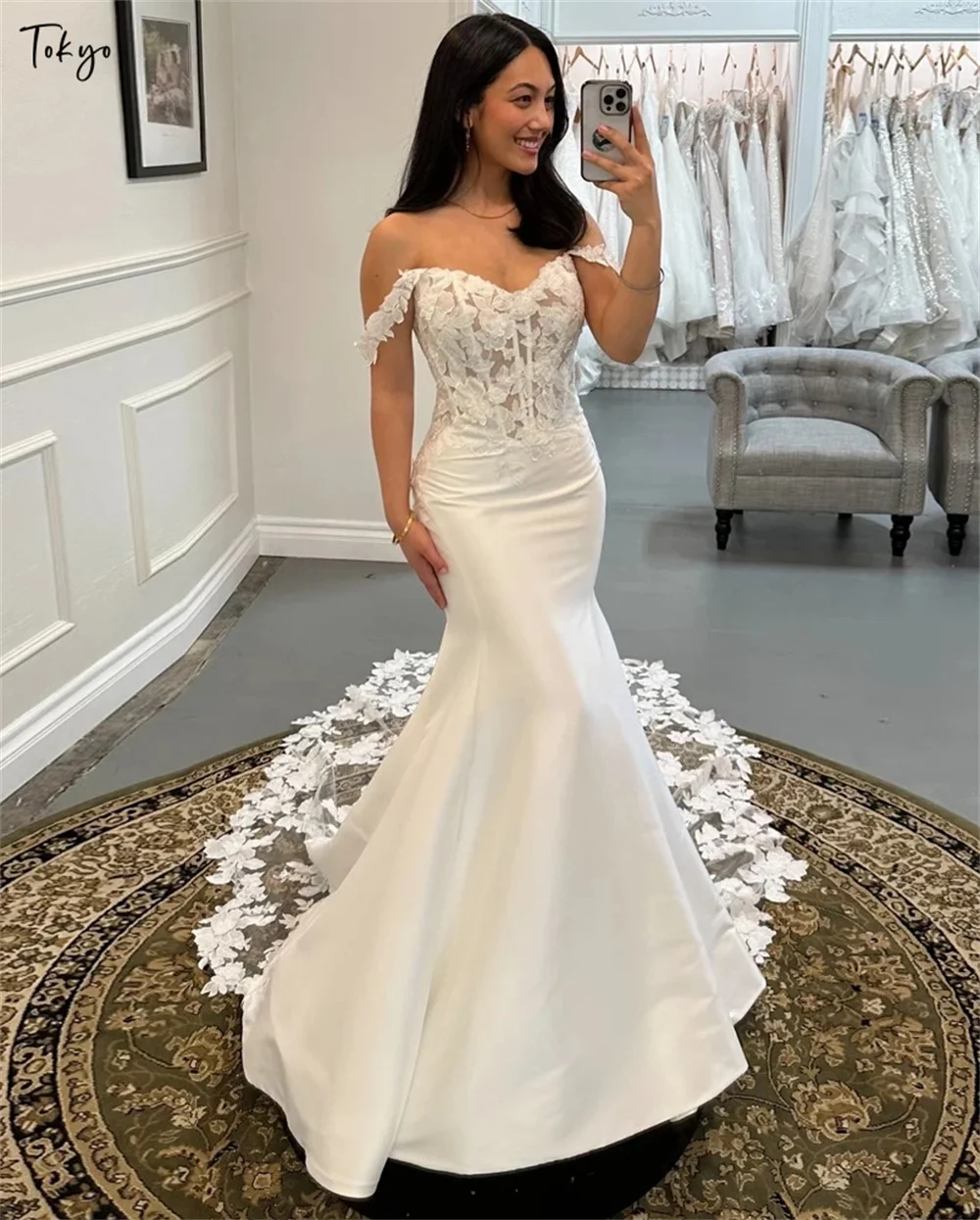 Tokyo Customized White Floral Lace Wedding Dresses Zip Back Off Shoulder Sexy Mermaid Bridal Gown Court Train Wedding Gown 2026