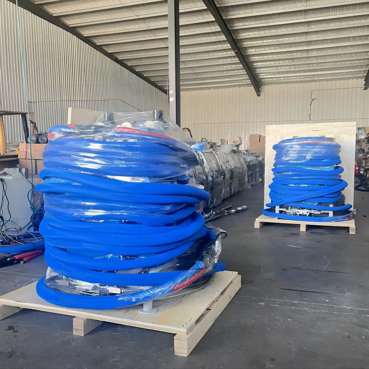 Máquina hidráulica automática de espuma en aerosol de PU de alta presión FD-511 para plantas de construcción y fabricación para uso en paredes y techos