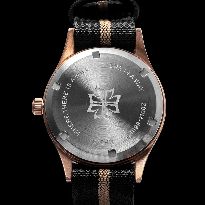 THORN ผู้ชายนาฬิกาอัตโนมัติ 40 มม.CUSN8 Bronze Mechanical นาฬิกาข้อมือ DIVER 200M กันน้ํา Luminous Sapphire Mirror NH35 ทหาร