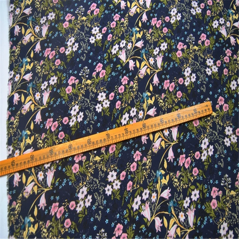 Promotion Great Material Lovely Small Floral Design Printing Silk Crepe De Chine Fabric for Girl Shirt