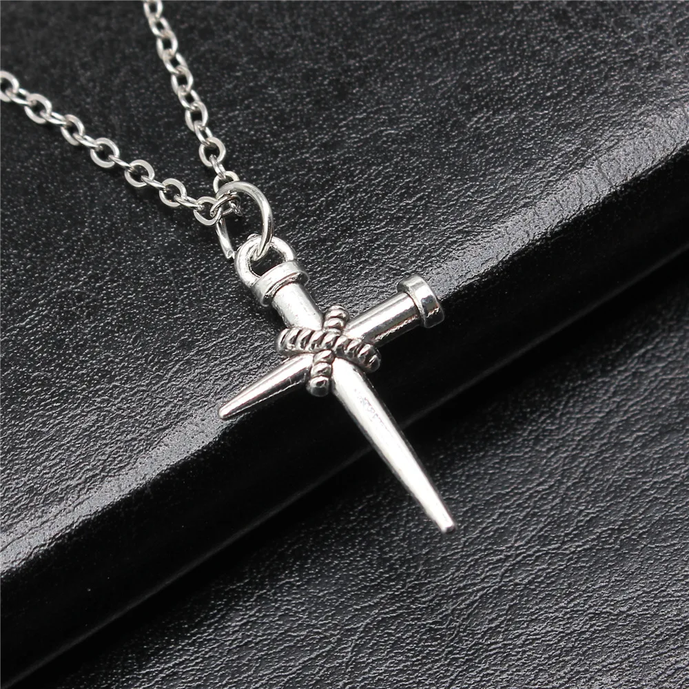 Simple Classic Fashion 22x16mm Antique Silver Color Nail Cross Pendant Girl Women Short Chain Necklaces Choker Necklace