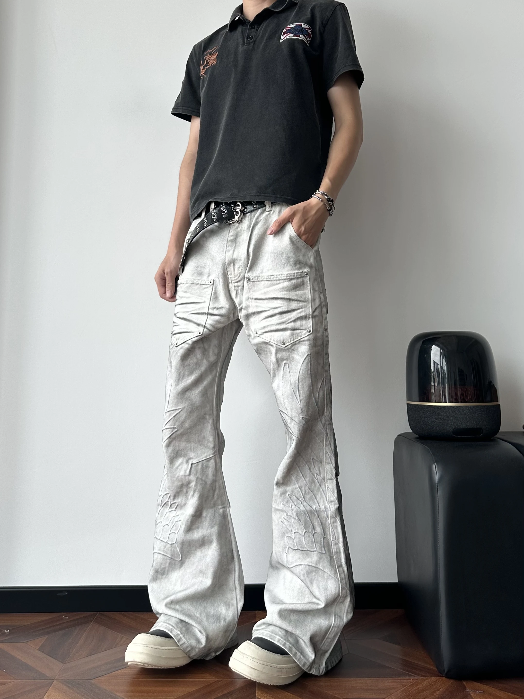 American Visual Lightweight Dark Street Heavy Embroidery Rivet Pleated Flared Jeans Men Women Style Long Trousers Trendy