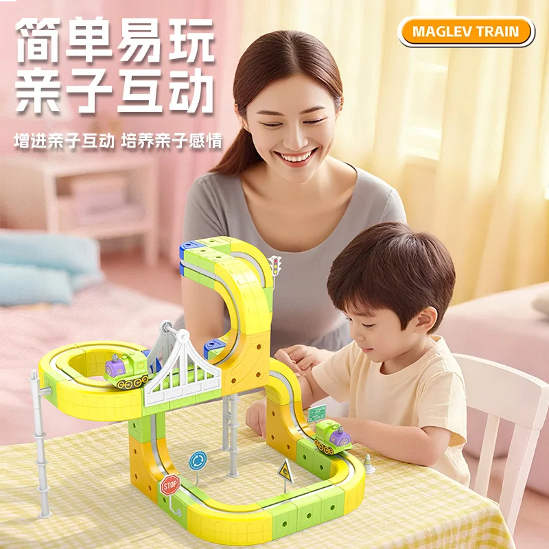 Magnetisches Baustein-Schienen-Auto-Set, STEM-Lernspielzeug, großpartikel, bunt zusammengebautes Schienenfahrzeug als Geschenk für Kinder
