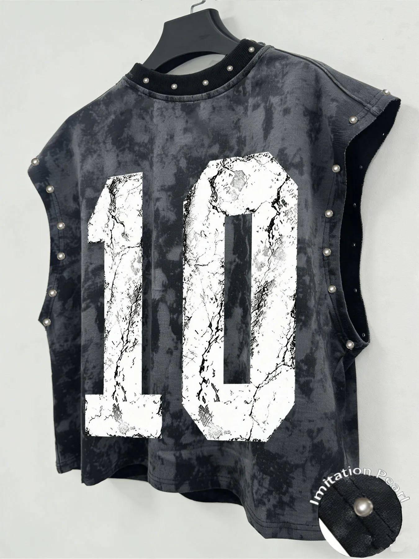A Unisex, Retro-Style Vest Featuring the Number '10' and Faux-Pearl Accents—Perfect for Music Festivals.