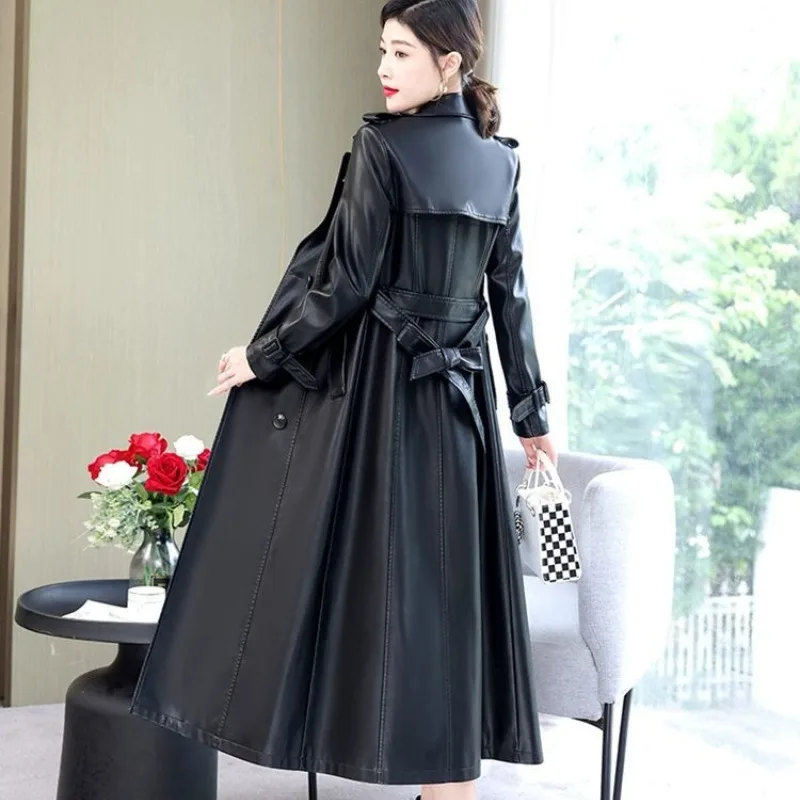 Nuevo gabardina de cuero con cuello de piel de zorro auténtica para mujer, abrigo largo por encima de la rodilla de piel de oveja para mujer, chaqueta de viaje con temperamento