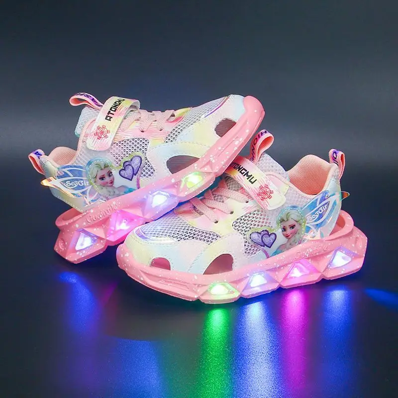 Chaussures de sport décontractées Disney avec lumière LED pour enfants, princesse Elsa, évidées, anti-rika, sandales Baotou pour filles, été, nouveau