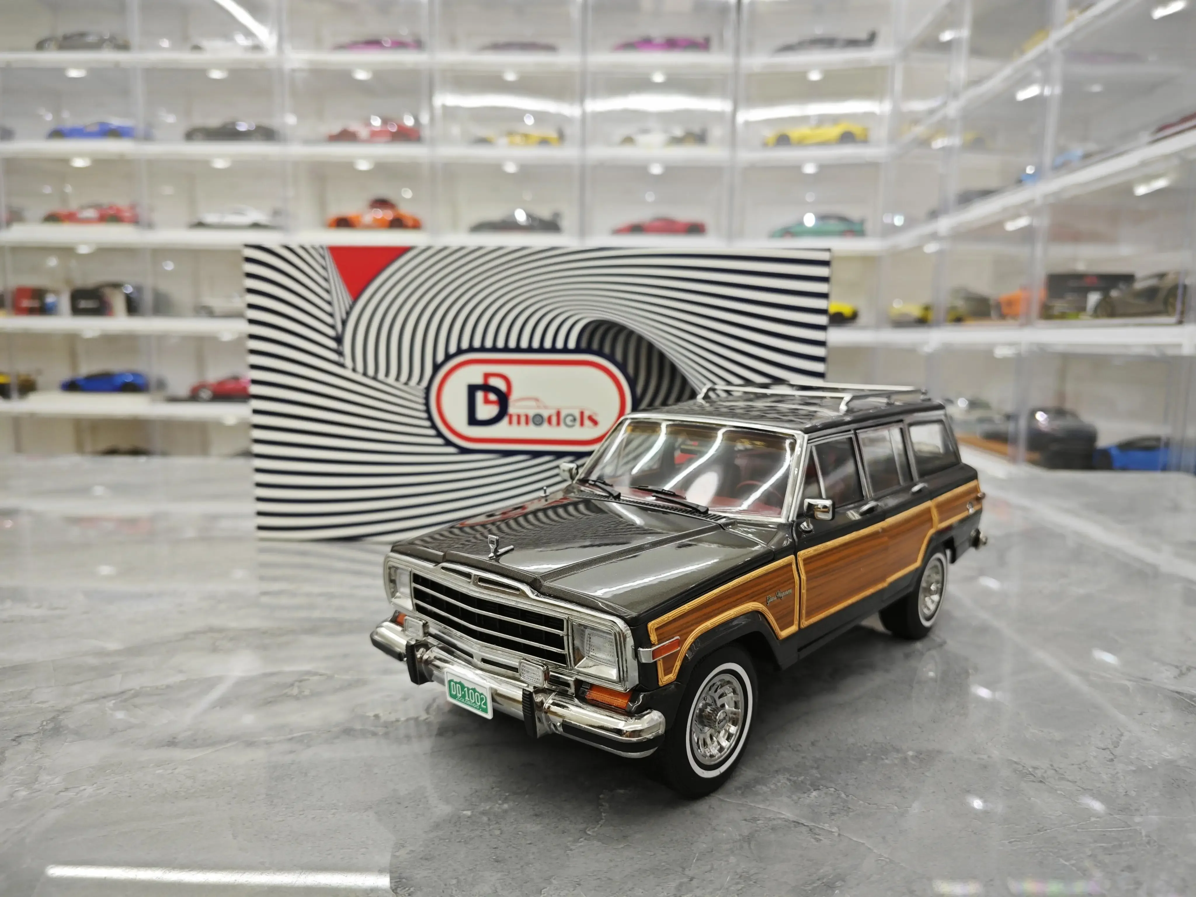 DD Model 1:18 Jeep Wagoneer mobil logam paduan Model simulasi artefaces rumah miniatur koleksi hadiah