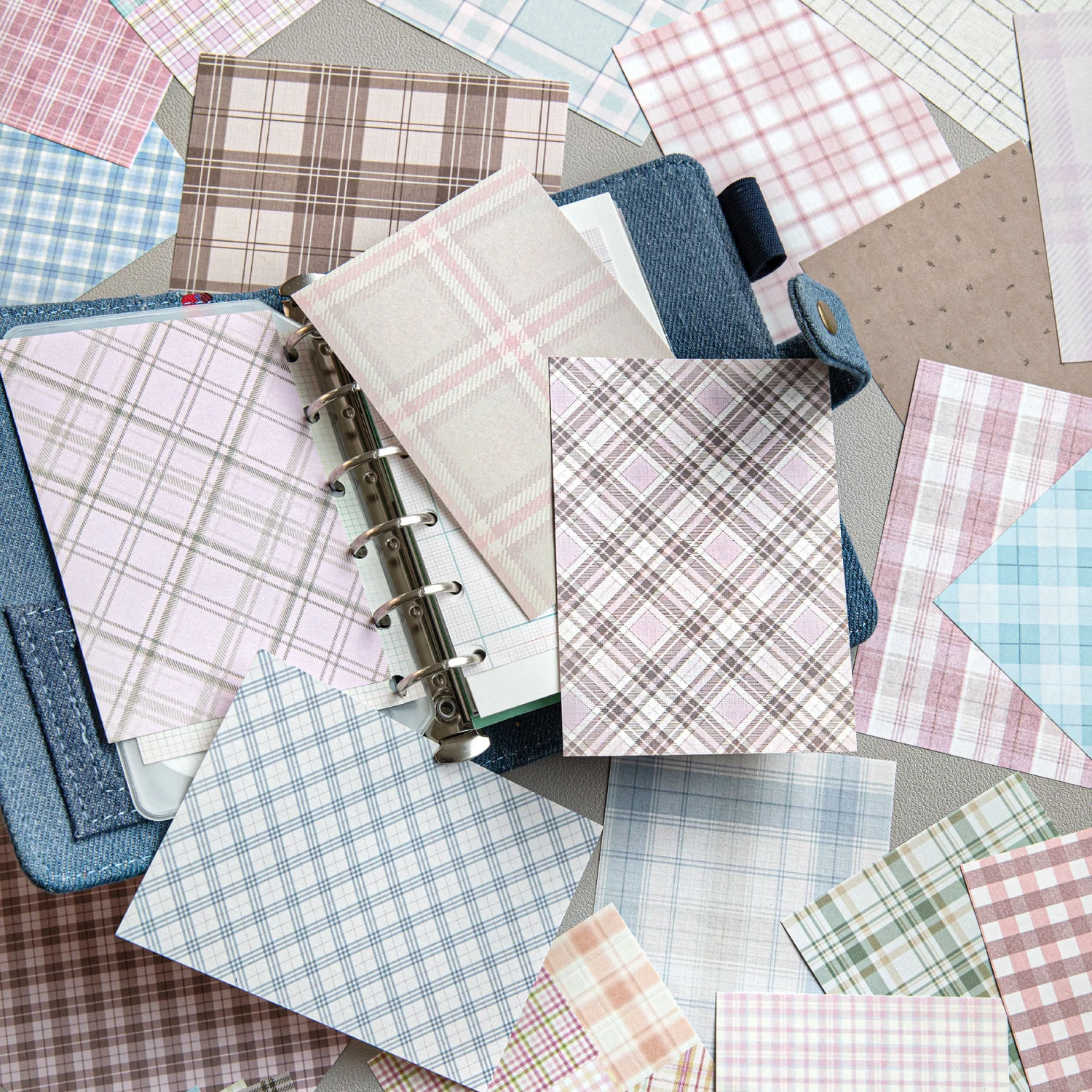 50pcs Creative Plaid Decor Scrapbook Vintage Material Paper Kit DIY Junk Journal Collage Photo Album Retro Background Paper view 6