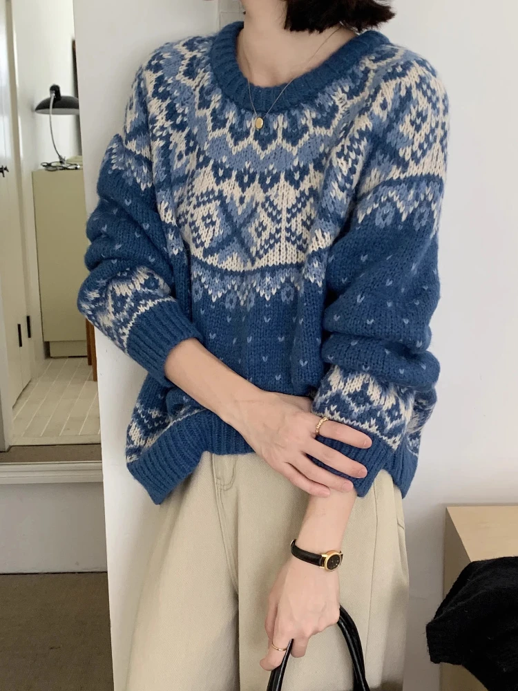 

Women's Fair Isle Jacquard Vintage Sweater Christmas Color Block Top Soft Slouchy Sweater Vintage Slouchy Outerwear Jumper