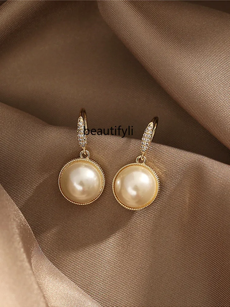 Japanese and Korean celebrity temperament double-sided crystal pearl earrings niche design high-end earrings