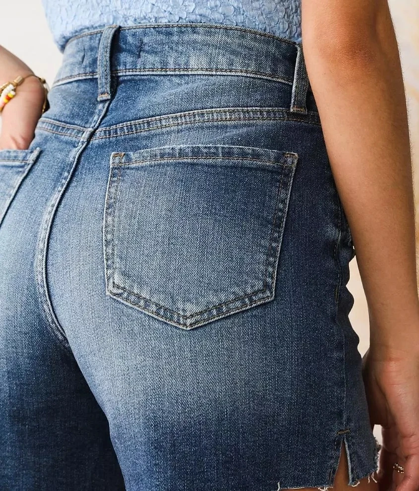 กางเกงยีนส์ขาสั้นเอวสูงสไตล์ลำลองสำหรับผู้หญิง ขอบรุ่ย ขาดเซอร์ๆ