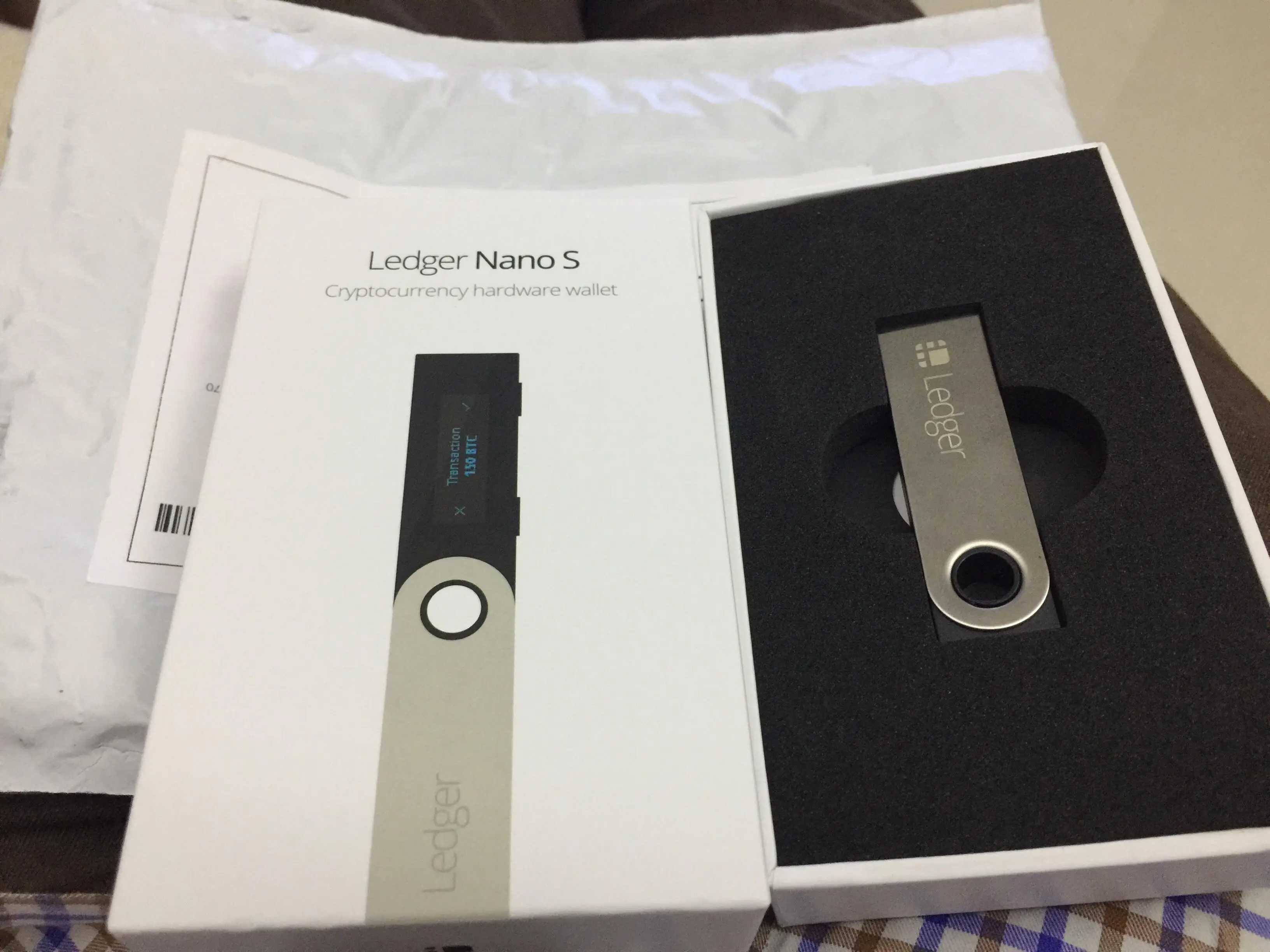 

BTC Ledger Wallet Nano classic DUO STRAP, USB smartcard